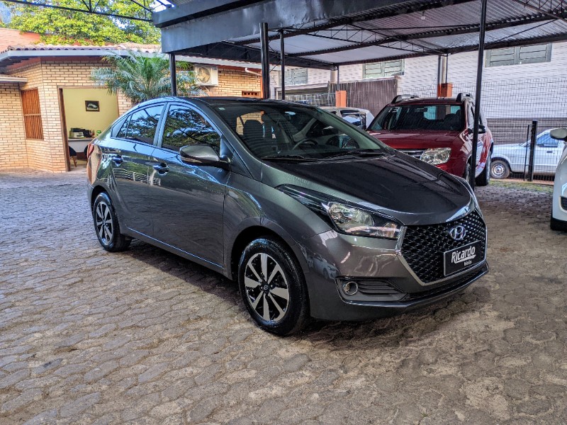 HYUNDAI HB20S 1.6 COMFORT PLUS 16V FLEX 4P AUTOMÁTICO 2018/2019 RICARDO VEÍCULOS TEUTÔNIA / Carros no Vale