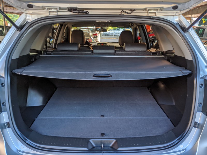KIA SORENTO 2.4 EX2 4X2 16V GASOLINA 4P AUTOMÁTICO 2014/2015 RICARDO VEÍCULOS TEUTÔNIA / Carros no Vale