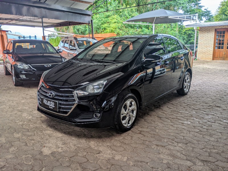 HYUNDAI HB20S 1.6 COMFORT PLUS 16V FLEX 4P AUTOMÁTICO 2017/2018 RICARDO VEÍCULOS TEUTÔNIA / Carros no Vale