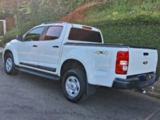 CHEVROLET S-10 LS 2.8 TURBO 4X4 2013/2013 STOPCAR MULTIMARCAS ESTRELA / Carros no Vale