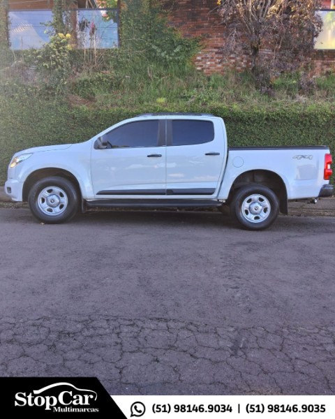 CHEVROLET S-10 LS 2.8 TURBO 4X4 2013/2013 STOPCAR MULTIMARCAS ESTRELA / Carros no Vale