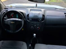 CHEVROLET S-10 LS 2.8 TURBO 4X4 2013/2013 STOPCAR MULTIMARCAS ESTRELA / Carros no Vale