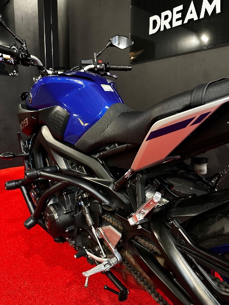 YAMAHA MT-09 ABS /2020 EXCLUSIVO VEÍCULOS SANTA CRUZ DO SUL / Carros no Vale