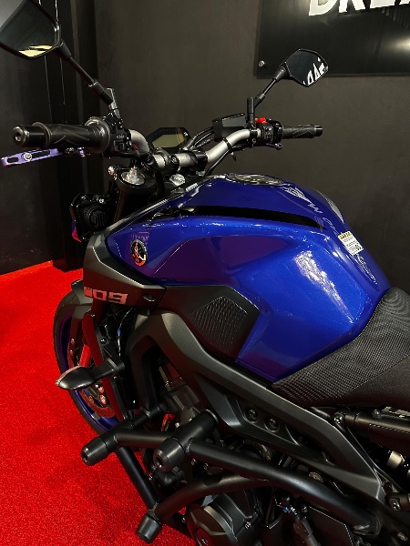 YAMAHA MT-09 ABS /2020 EXCLUSIVO VEÍCULOS SANTA CRUZ DO SUL / Carros no Vale