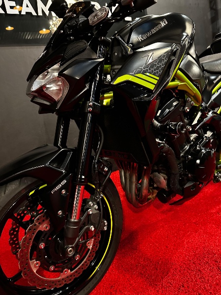 KAWASAKI Z900 /2021 EXCLUSIVO VEÍCULOS SANTA CRUZ DO SUL / Carros no Vale