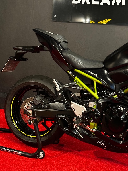KAWASAKI Z900 /2021 EXCLUSIVO VEÍCULOS SANTA CRUZ DO SUL / Carros no Vale