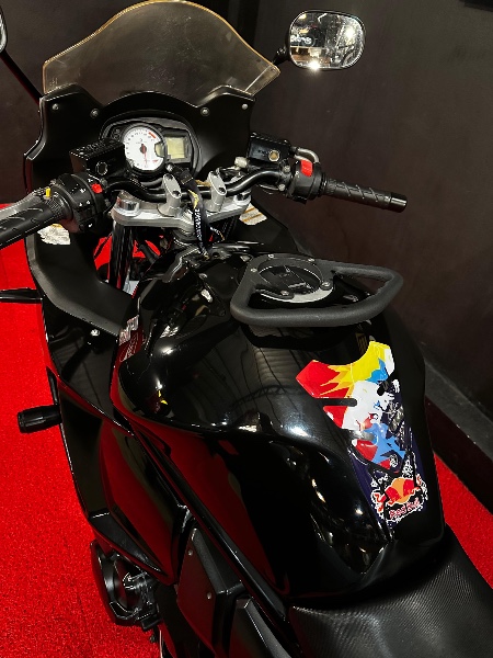 SUZUKI MOTOS GSX 650 F /2011 EXCLUSIVO VEÍCULOS SANTA CRUZ DO SUL / Carros no Vale