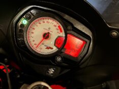 SUZUKI MOTOS GSX 650 F /2011 EXCLUSIVO VEÍCULOS SANTA CRUZ DO SUL / Carros no Vale
