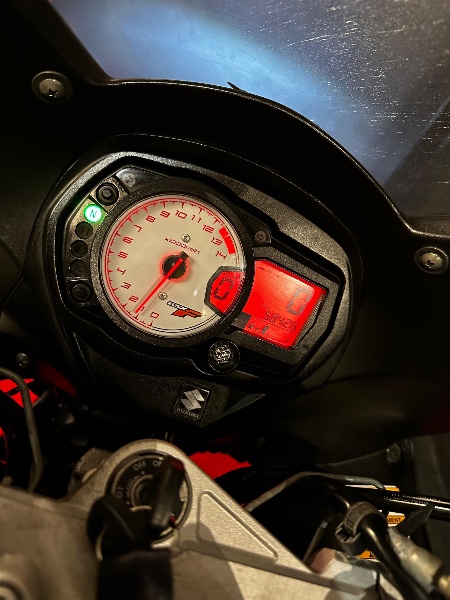SUZUKI MOTOS GSX 650 F /2011 EXCLUSIVO VEÍCULOS SANTA CRUZ DO SUL / Carros no Vale