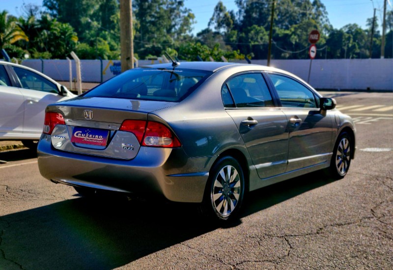 HONDA CIVIC SEDAN LXS 2011/2011 CRUZEIRO MULTIMARCAS CRUZEIRO DO SUL / Carros no Vale