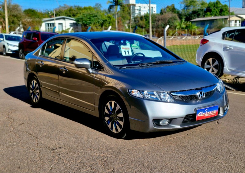HONDA CIVIC SEDAN LXS 2011/2011 CRUZEIRO MULTIMARCAS CRUZEIRO DO SUL / Carros no Vale