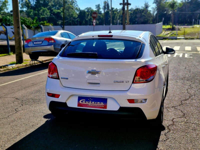 CHEVROLET CRUZE 1.8 LT SPORT6 16V FLEX 4P MANUAL 2013/2013 CRUZEIRO MULTIMARCAS CRUZEIRO DO SUL / Carros no Vale