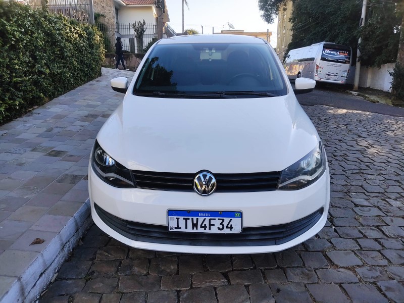 VOLKSWAGEN VOYAGE G6 CITY 1.0 2012/2013 ALTERNATIVA VEÍCULOS LAJEADO / Carros no Vale