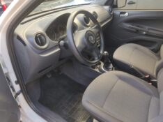 VOLKSWAGEN VOYAGE G6 CITY 1.0 2012/2013 ALTERNATIVA VEÍCULOS LAJEADO / Carros no Vale