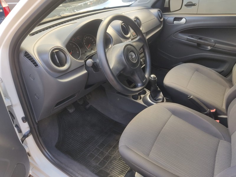 VOLKSWAGEN VOYAGE G6 CITY 1.0 2012/2013 ALTERNATIVA VEÍCULOS LAJEADO / Carros no Vale
