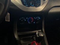 FORD KA 1.0 8V 2017/2018 JM AUTOMÓVEIS VENÂNCIO AIRES / Carros no Vale