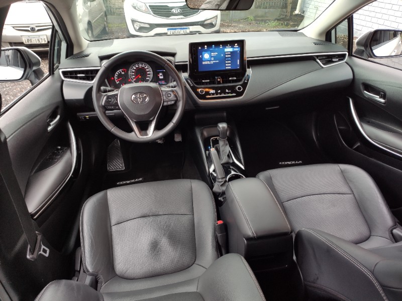 TOYOTA COROLLA 2.0 XEI 2023/2023 ROSAUTO VEÍCULOS VENÂNCIO AIRES / Carros no Vale