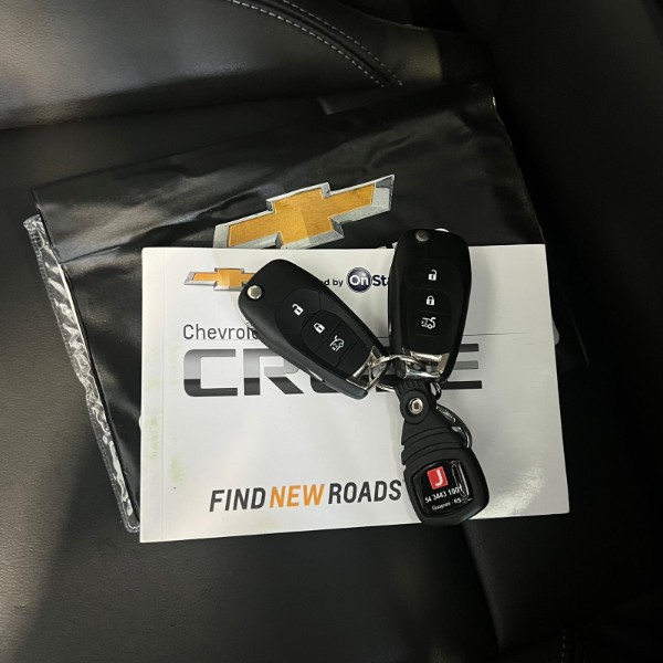 CHEVROLET CRUZE SEDAN LT 1.4 TURBO 2017/2017 JOÃO CARROS MULTIMARCAS GUAPORÉ / Carros no Vale
