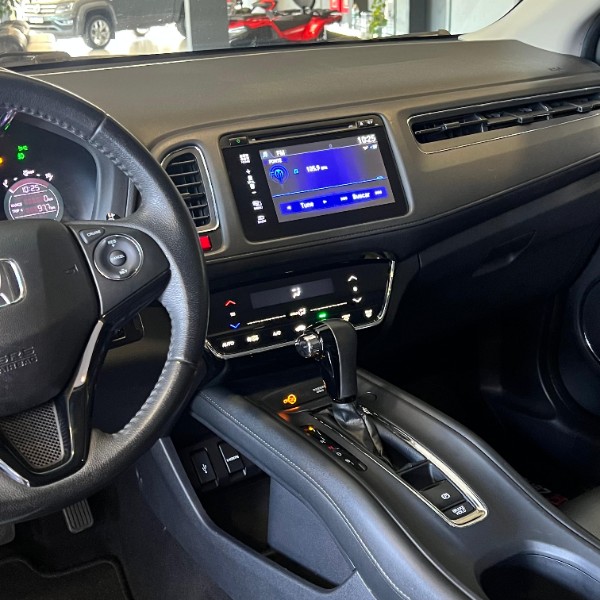 HONDA HR-V 1.8 16V FLEX TOURING 4P AUTOMÁTICO 2018/2018 JOÃO CARROS MULTIMARCAS GUAPORÉ / Carros no Vale