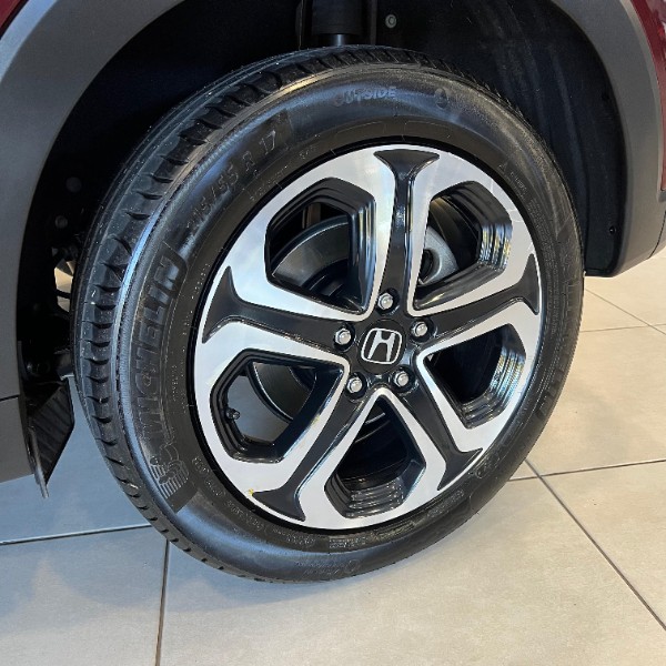 HONDA HR-V 1.8 16V FLEX TOURING 4P AUTOMÁTICO 2018/2018 JOÃO CARROS MULTIMARCAS GUAPORÉ / Carros no Vale