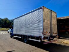 MERCEDES-BENZ CAMINHÕES MB 710 2008/2009 CRUZEIRO MULTIMARCAS CRUZEIRO DO SUL / Carros no Vale
