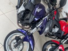 HONDA MOTOS CB 300R /2011 JASER MOTOS LAJEADO / Carros no Vale