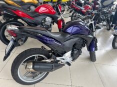 HONDA MOTOS CB 300R /2011 JASER MOTOS LAJEADO / Carros no Vale