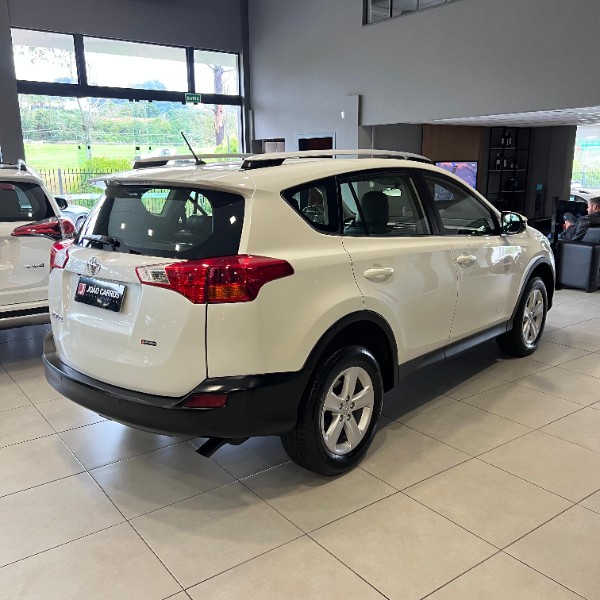 TOYOTA RAV4 2.0 4X2 16V 2013/2013 JOÃO CARROS MULTIMARCAS GUAPORÉ / Carros no Vale