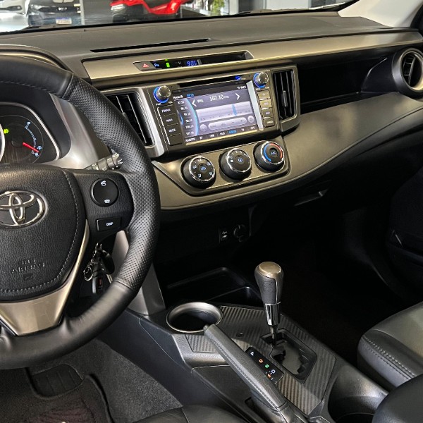 TOYOTA RAV4 2.0 4X2 16V 2013/2013 JOÃO CARROS MULTIMARCAS GUAPORÉ / Carros no Vale
