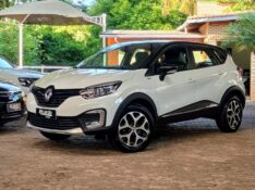 RENAULT CAPTUR 1.6 16V INTENSE BOSE 2020/2021 RICARDO VEÍCULOS TEUTÔNIA / Carros no Vale