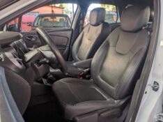 RENAULT CAPTUR 1.6 16V INTENSE BOSE 2020/2021 RICARDO VEÍCULOS TEUTÔNIA / Carros no Vale