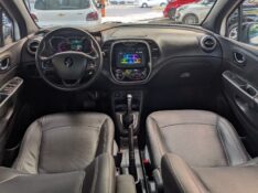 RENAULT CAPTUR 1.6 16V INTENSE BOSE 2020/2021 RICARDO VEÍCULOS TEUTÔNIA / Carros no Vale