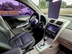 TOYOTA COROLLA 1.8 GLI 16V FLEX 4P AUTOMÁTICO 2014/2014 CRUZEIRO MULTIMARCAS CRUZEIRO DO SUL / Carros no Vale