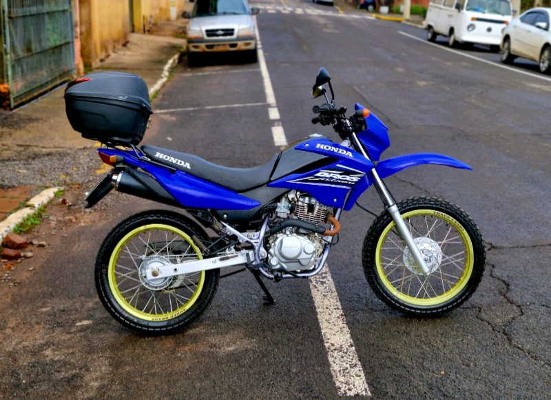 HONDA MOTOS NXR 125 BROS ES /2005 CRUZEIRO MULTIMARCAS CRUZEIRO DO SUL / Carros no Vale