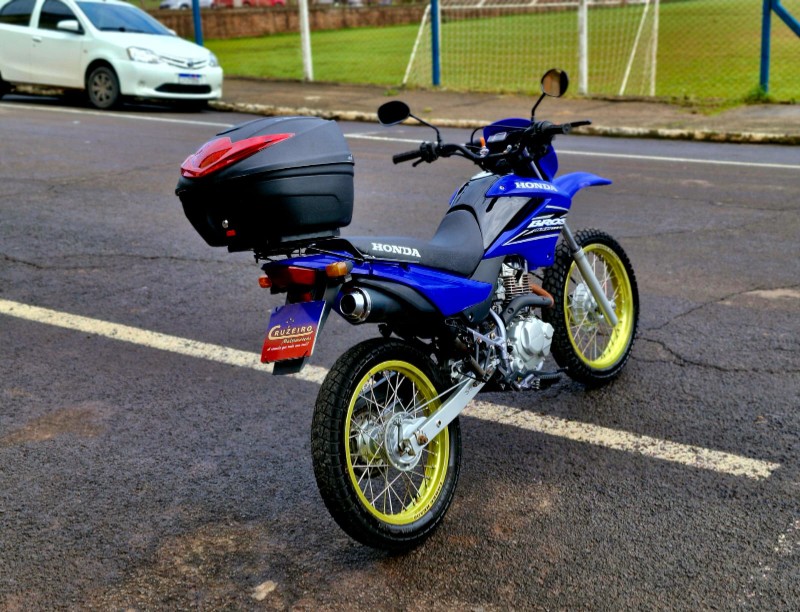 HONDA MOTOS NXR 125 BROS ES /2005 CRUZEIRO MULTIMARCAS CRUZEIRO DO SUL / Carros no Vale
