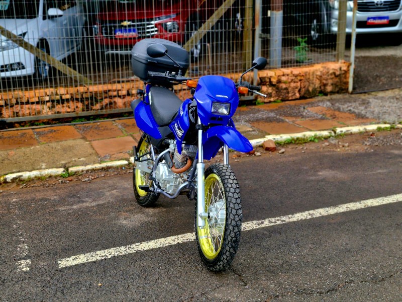 HONDA MOTOS NXR 125 BROS ES /2005 CRUZEIRO MULTIMARCAS CRUZEIRO DO SUL / Carros no Vale
