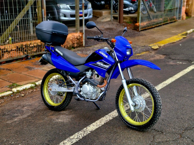 HONDA MOTOS NXR 125 BROS ES /2005 CRUZEIRO MULTIMARCAS CRUZEIRO DO SUL / Carros no Vale