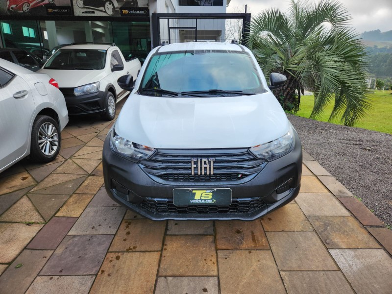 FIAT STRADA ENDURANCE 1.4 2022/2023 TS VEÍCULOS ANTA GORDA / Carros no Vale