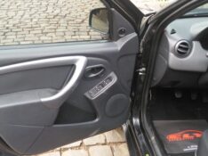 RENAULT DUSTER 1.6 OUTDOOR HI-FLEX 2015/2015 ELY AUTOMÓVEIS LAJEADO / Carros no Vale
