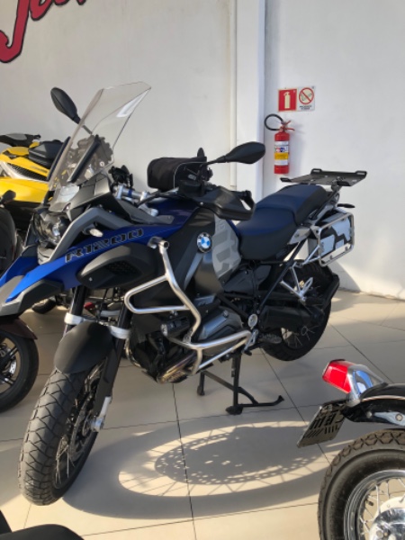 BMW MOTOS R 1200 GS ADVENTURE 2015/2015 JASER MOTOS LAJEADO / Carros no Vale