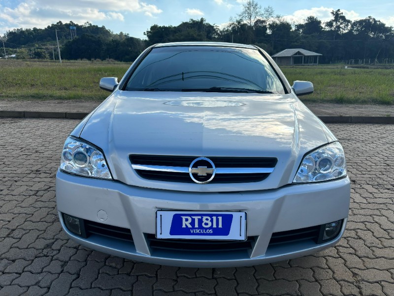 CHEVROLET ASTRA COMFORT 2.0 /2005 RT 811 VEÍCULOS ARROIO DO MEIO / Carros no Vale