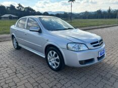 CHEVROLET ASTRA COMFORT 2.0 /2005 RT 811 VEÍCULOS ARROIO DO MEIO / Carros no Vale
