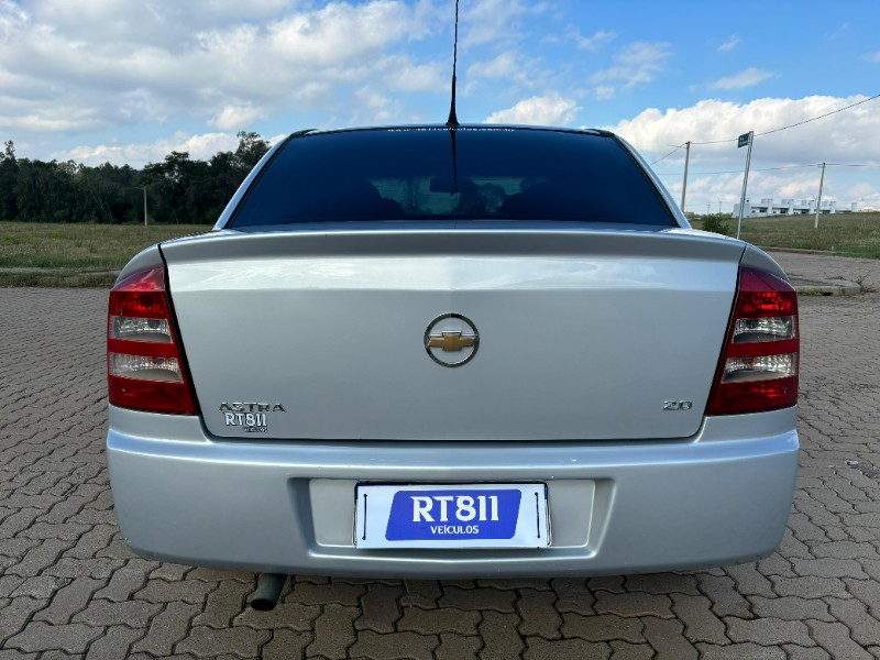CHEVROLET ASTRA COMFORT 2.0 /2005 RT 811 VEÍCULOS ARROIO DO MEIO / Carros no Vale
