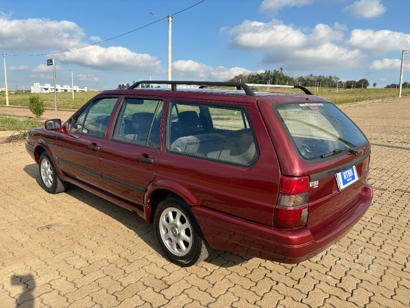 VOLKSWAGEN QUANTUM 2.0 GL 8V /1996 RT 811 VEÍCULOS ARROIO DO MEIO / Carros no Vale