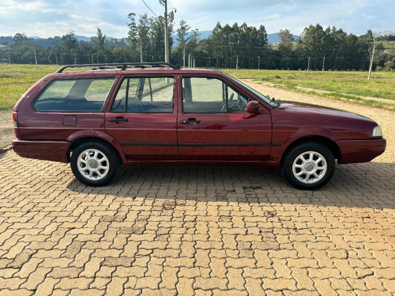 VOLKSWAGEN QUANTUM 2.0 GL 8V /1996 RT 811 VEÍCULOS ARROIO DO MEIO / Carros no Vale