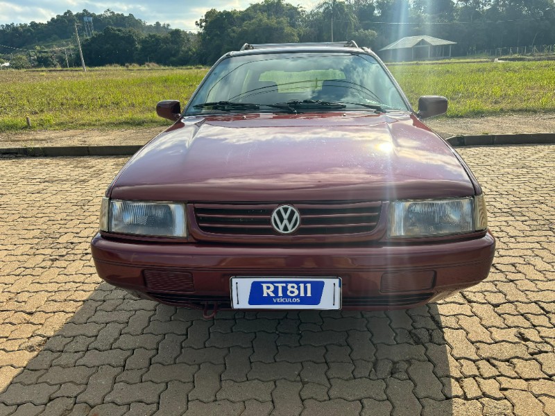 VOLKSWAGEN QUANTUM 2.0 GL 8V /1996 RT 811 VEÍCULOS ARROIO DO MEIO / Carros no Vale