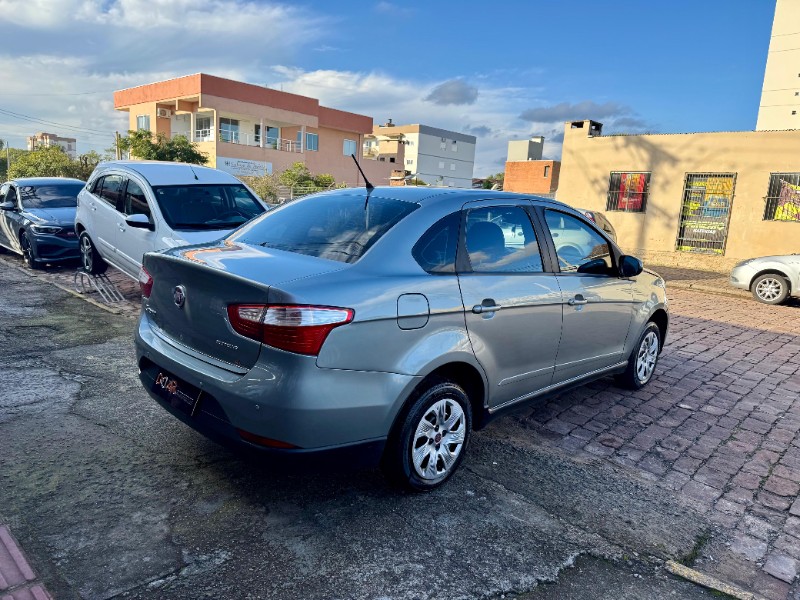 FIAT GRAND SIENA 1.4 MPI ATTRACTIVE 8V FLEX 4P MANUAL 2013/2013 AR MULTIMARCAS VENÂNCIO AIRES / Carros no Vale