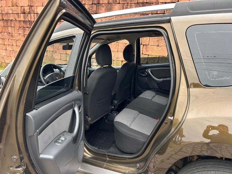 RENAULT DUSTER DYNAMIQUE 2.0 FLEX 16V AUT. 2015/2015 LS MULTIMARCAS VENÂNCIO AIRES / Carros no Vale