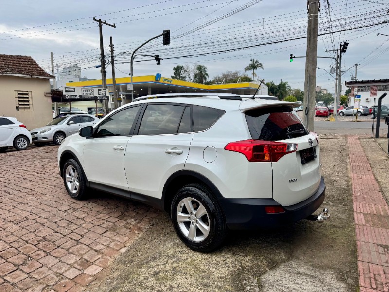 TOYOTA RAV4 2.0 4X2 16V GASOLINA 4P AUTOMÁTICO 2013/2013 AR MULTIMARCAS VENÂNCIO AIRES / Carros no Vale
