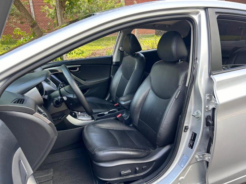 HYUNDAI ELANTRA GLS 2.0 16V FLEX AUT. 2013/2013 LS MULTIMARCAS VENÂNCIO AIRES / Carros no Vale